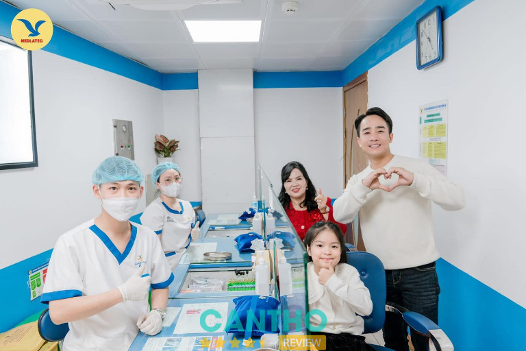 Đội ngũ y bác sĩ tại MEDLATEC Cần Thơ 