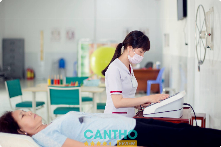 Phòng Khám Đa Khoa Vạn Phước Cửu Long khám tổng quát
