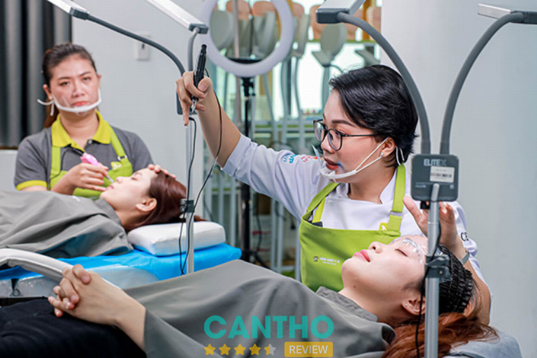 Học viện Chăm sóc Sắc đẹp Á Âu đào tạo phun xăm chuyên sâu