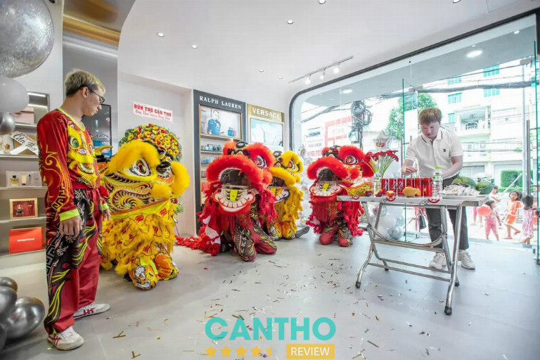 Đoàn Lân Truyền Thống Việt Hoa Cần Thơ 