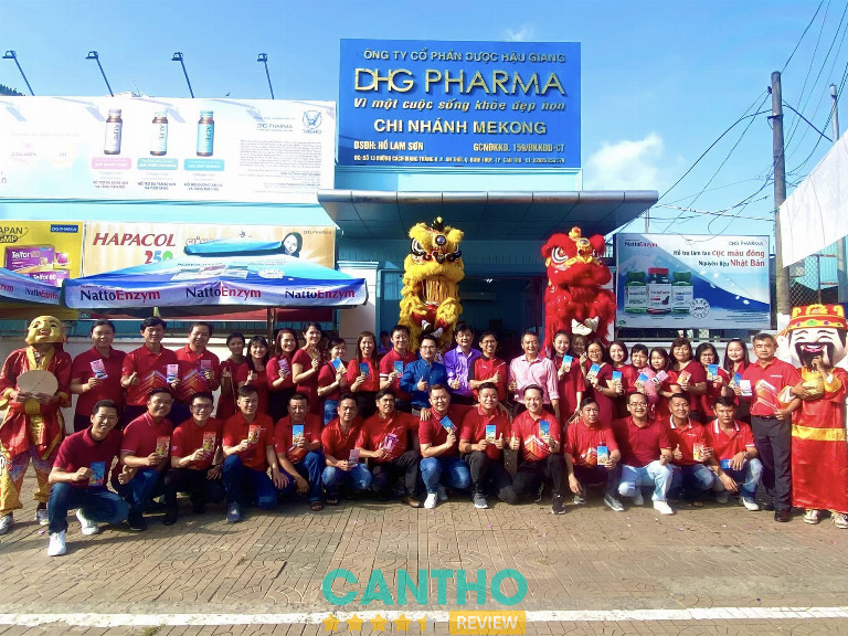 Đoàn Triều Anh Đường múa lân khai trương tại Cần Thơ