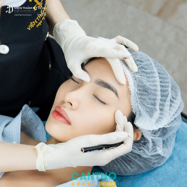 Viện Thẩm Mỹ DIVA là nơi phun xăm môi, chân mày