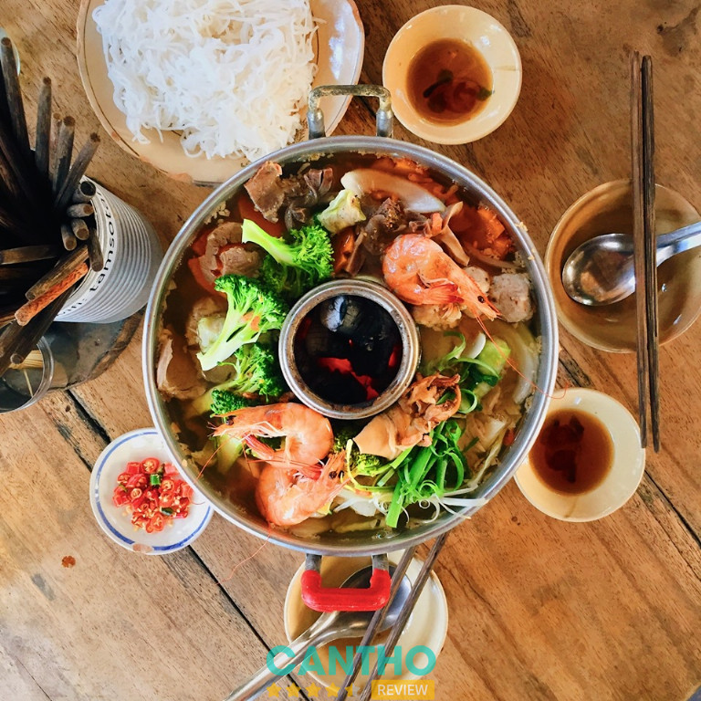 Quán Hồi Đó - Số 56, đường Trần Bình Trọng, Q. Ninh Kiều