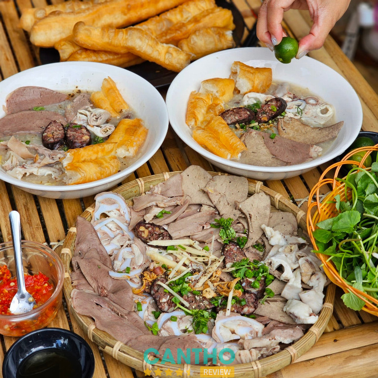 Món Cháo Quẩy cực hấp dẫn tại Bến Ninh Kiều