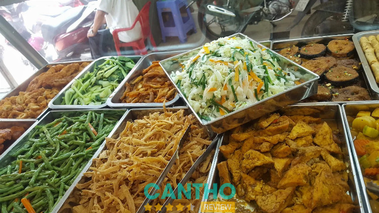 Quán cơm chay ở Cần Thơ - Sen Vàng