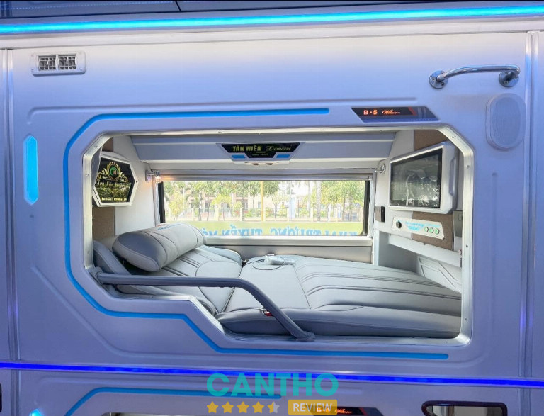 Xe Limousine từ Cần Thơ đi Sài Gòn - Nhà xe Tân Niên
