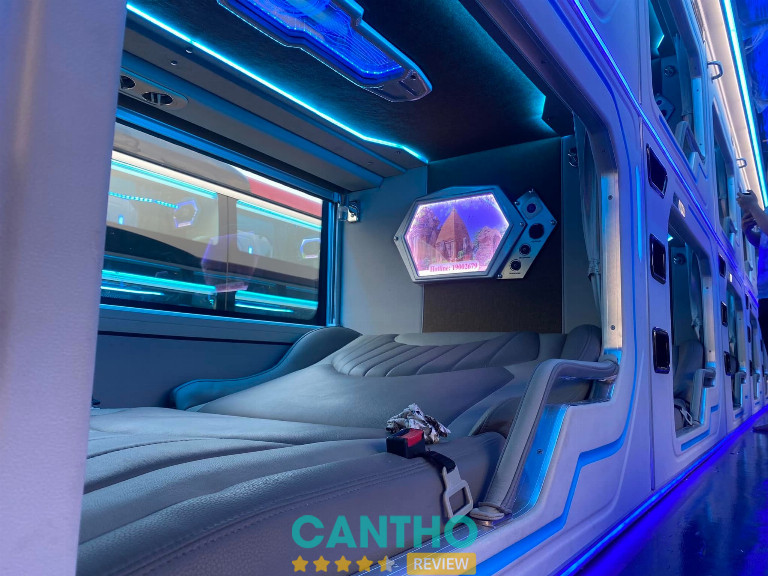 Xe Limousine từ Cần Thơ đi Sài Gòn giá rẻ- Nhà xe Liên Hưng