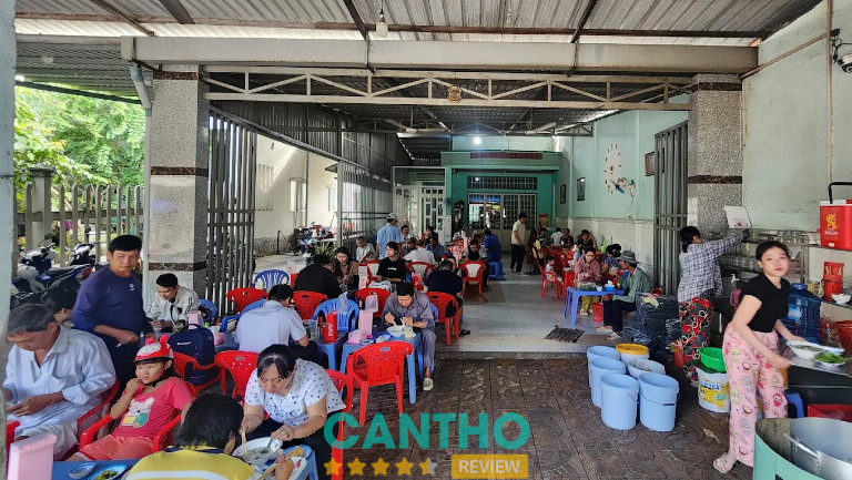 Quán ăn sáng Cái Răng - Cháo Lòng Tây Đô