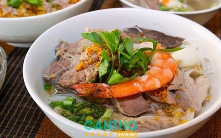 Quán Hủ Tiếu Mì Đêm Thu Hà ở Cần Thơ