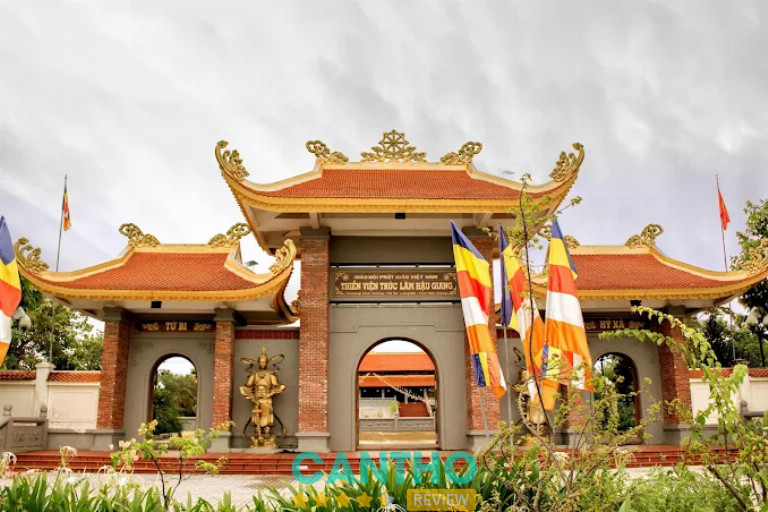 Ngôi chùa ở Hậu Giang 