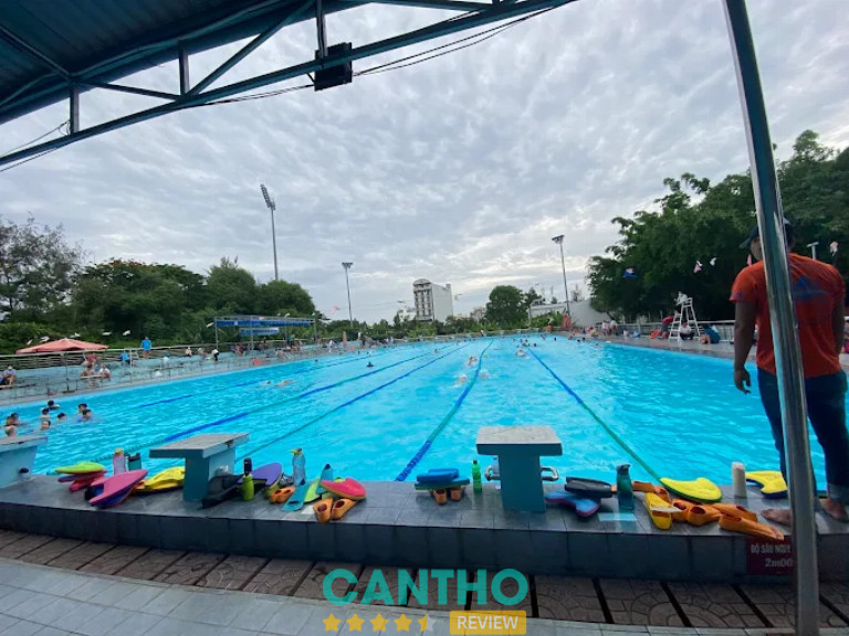 Hồ bơi Công An Cần Thơ
