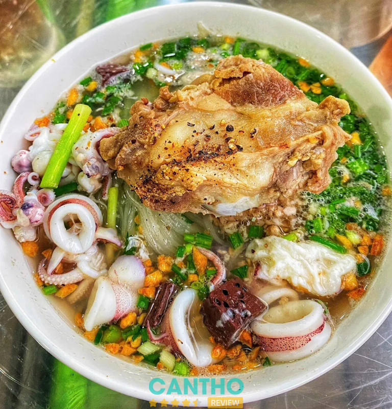 Quán hủ tiếu mực ngon ở Cần Thơ