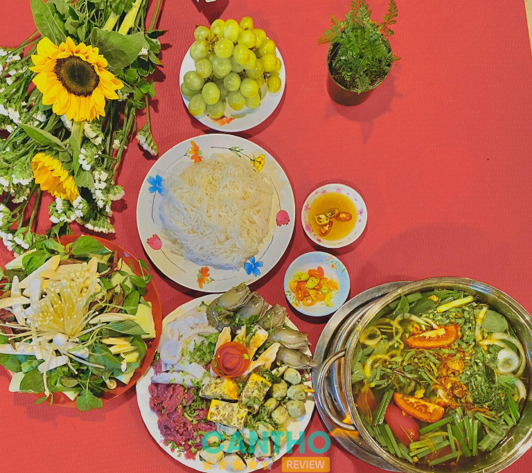 Quán Chiến bán lẩu cua đồng ở Cần Thơ