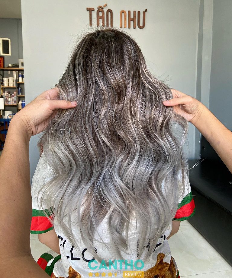 Hair Salon Tấn Như làm tóc đẹp ở Sóc Trăng