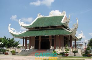 Gian thờ chính khu tưởng niệm Thủ khoa Bùi Hữu Nghĩa