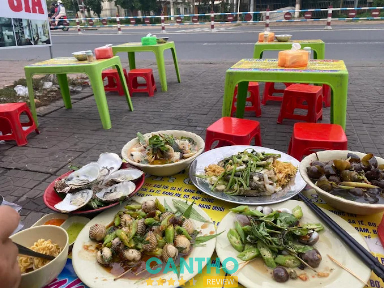 Ốc Hà Tiên Phương là một trong các quán ốc ngon ở Cần Thơ