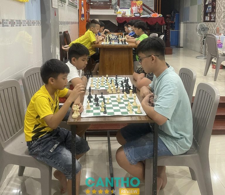 Câu lạc bộ cờ vua Võ Hồng Phượng Cần Thơ