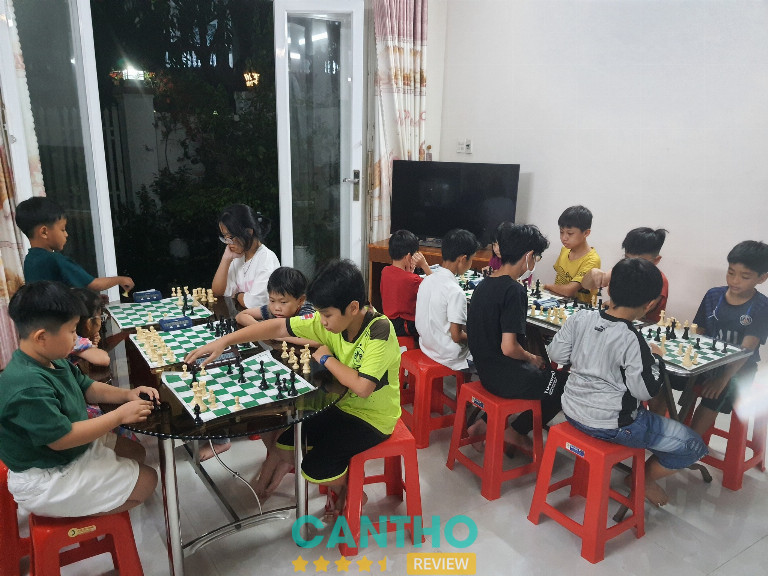 Câu lạc bộ Cờ vua Huỳnh Thiên ở Cần Thơ