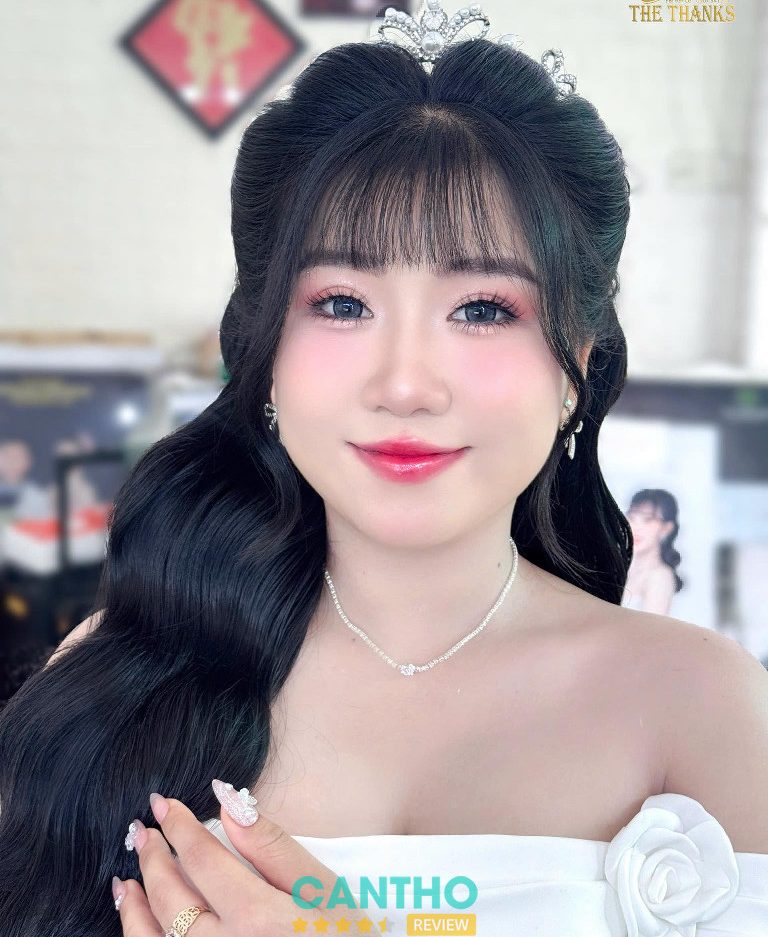 Yên Wedding trang điểm cô dâu ở Sóc Trăng