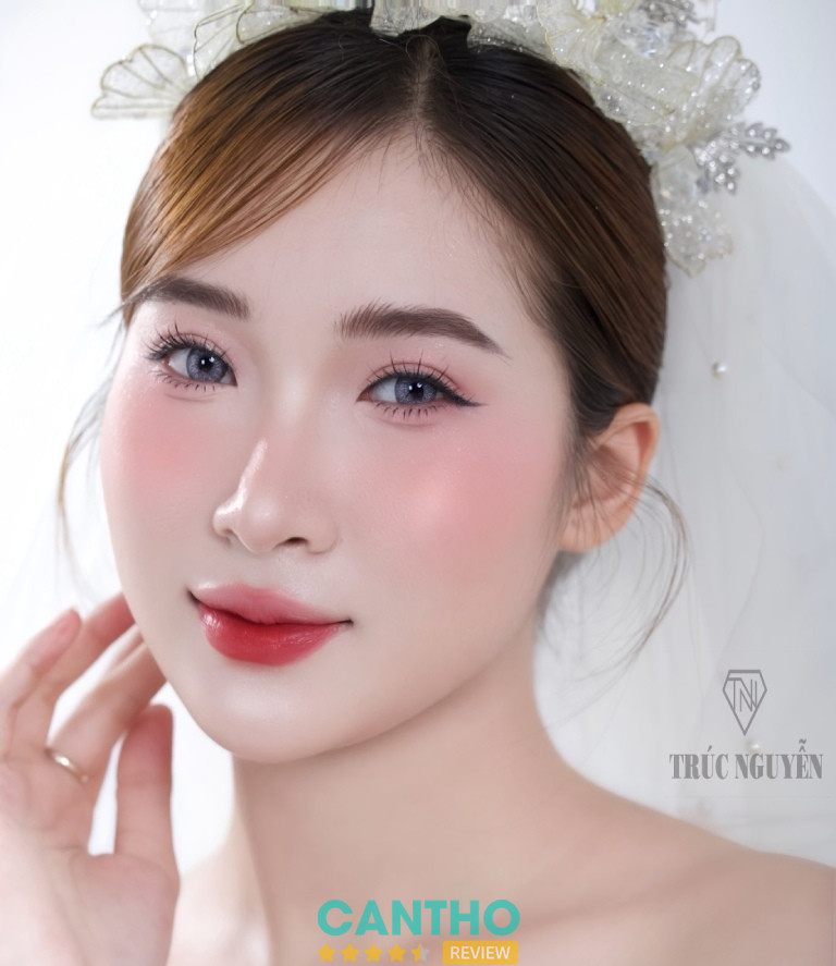 Tiệm trang điểm cô dâu ở Vị Thanh Trúc Nguyễn Wedding