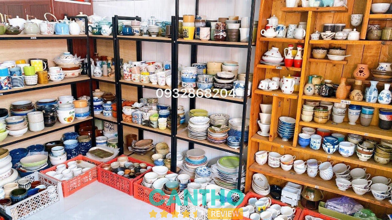 Cửa hàng chậu gốm sứ Cần Thơ