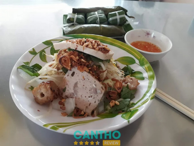 Bánh Cuốn Nóng, Bánh Ướt Cây Me Cần Thơ