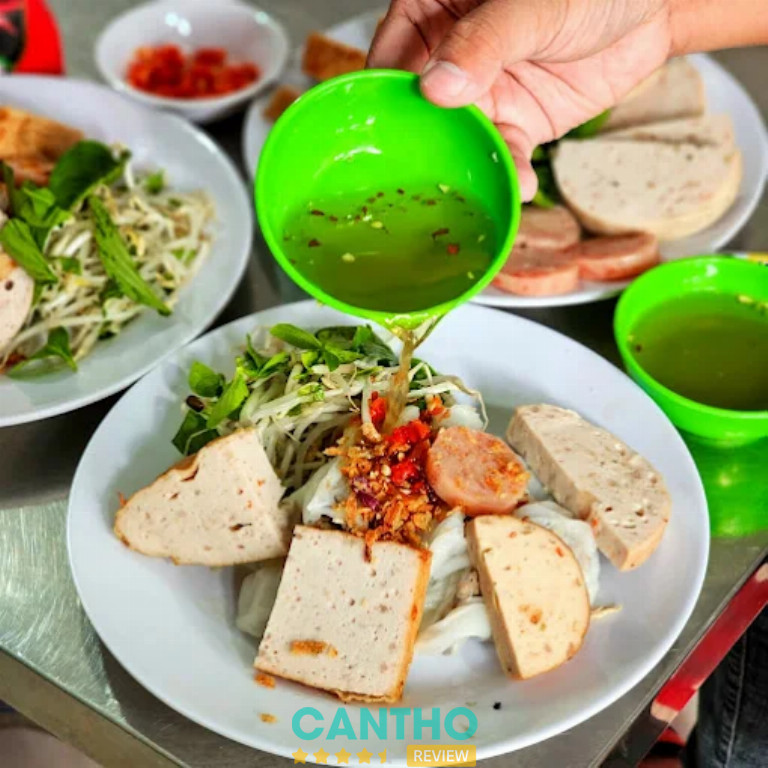 Bánh Cuốn Nóng Út Tho ở Cần Thơ