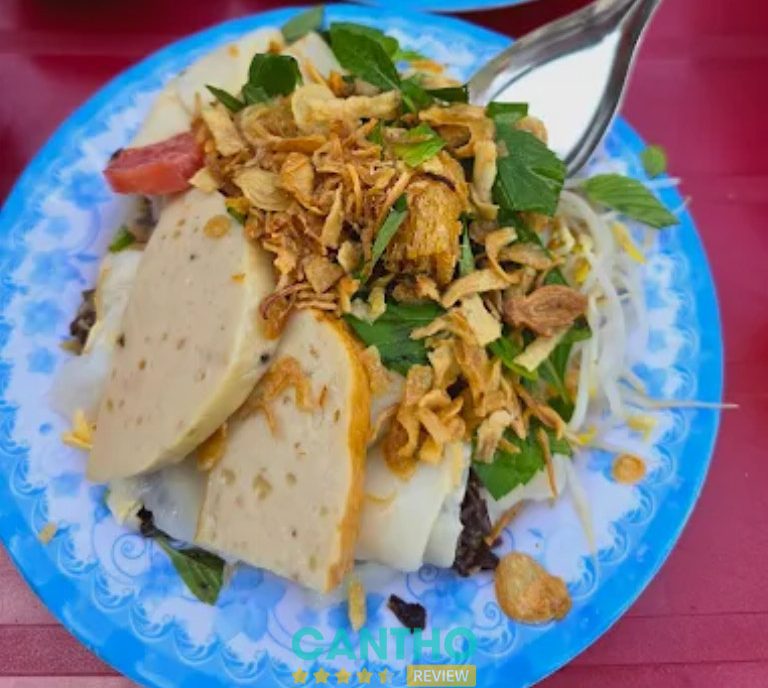 Bánh cuốn trứng Thu Hương ở Cần Thơ