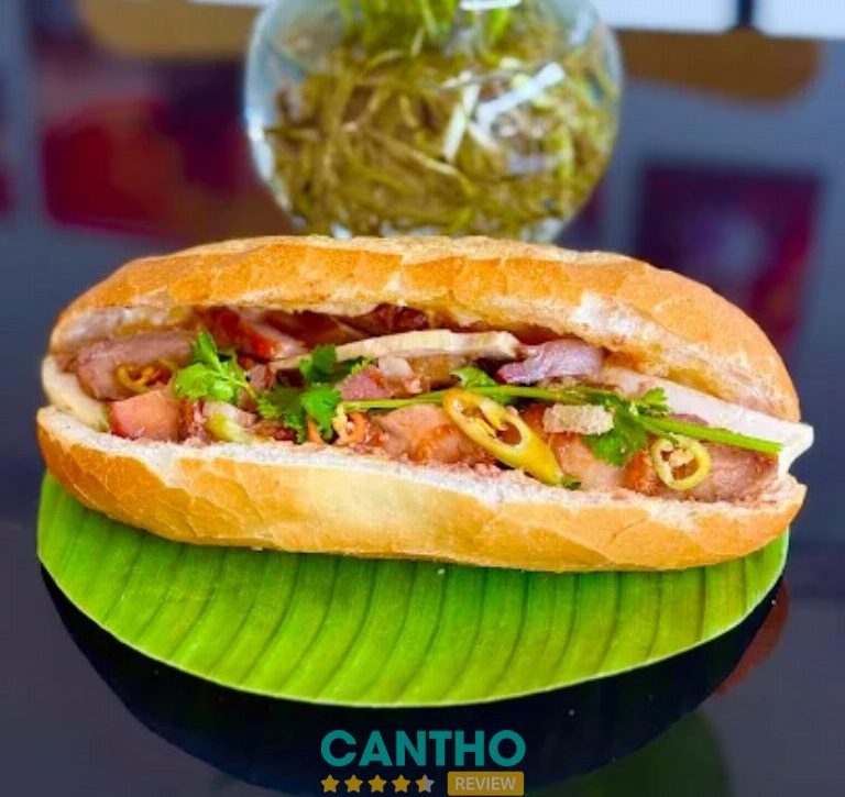 Tiệm Bánh Mì Cô Út ở Cần Thơ