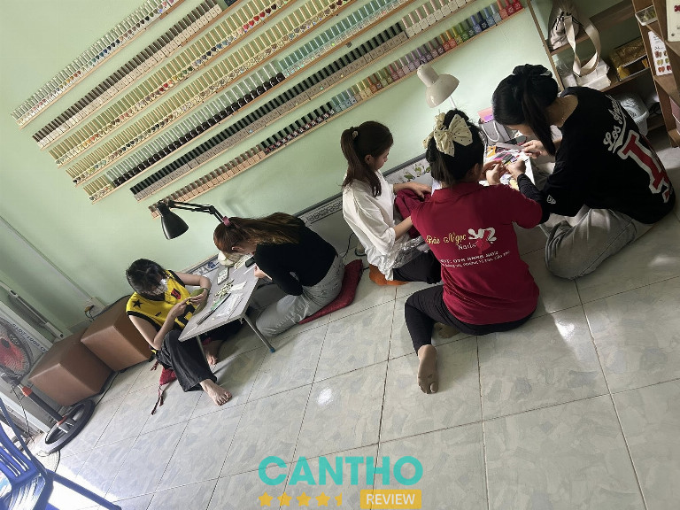 Địa chỉ dạy nghề làm nail ở Vị Thanh Bảo Ngọc Nail